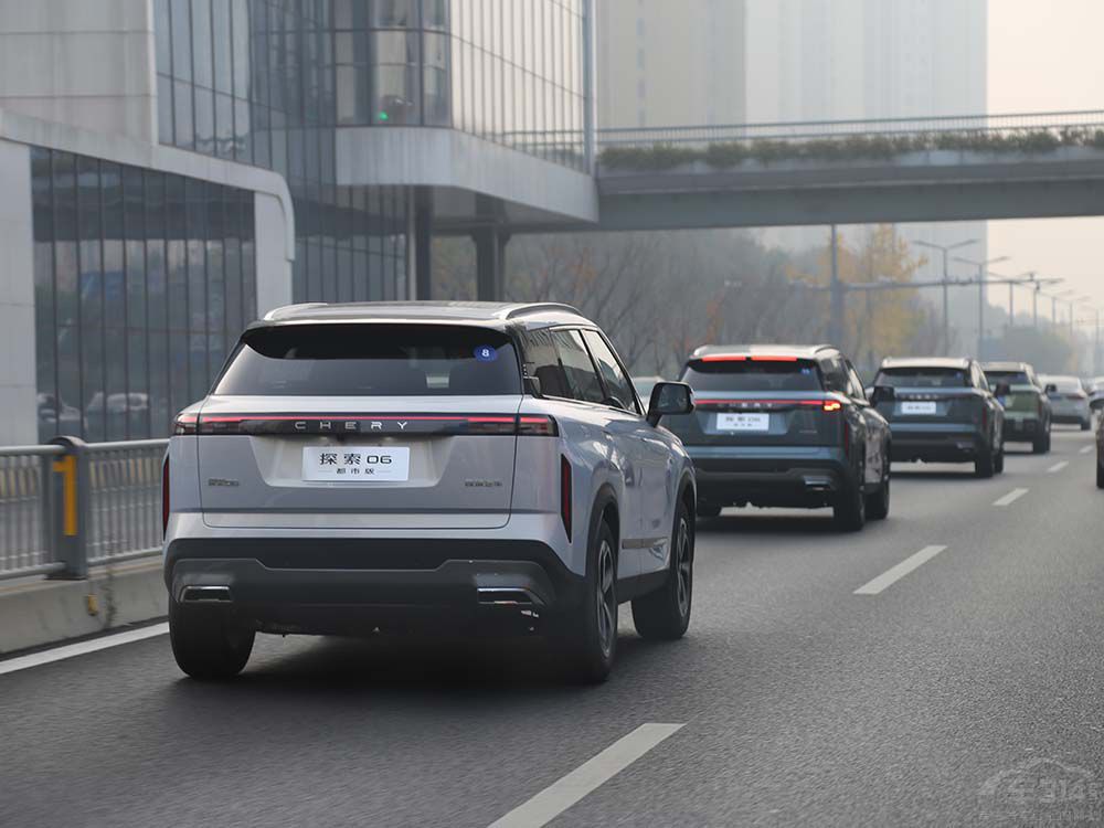 �I���a(ch��n)Ӳ��SUV���J���@3�����r����H��