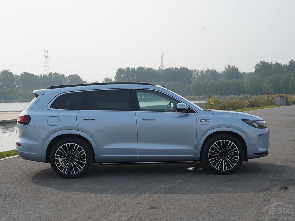 �P�c2023��܇�С����R��������M7�N�����u