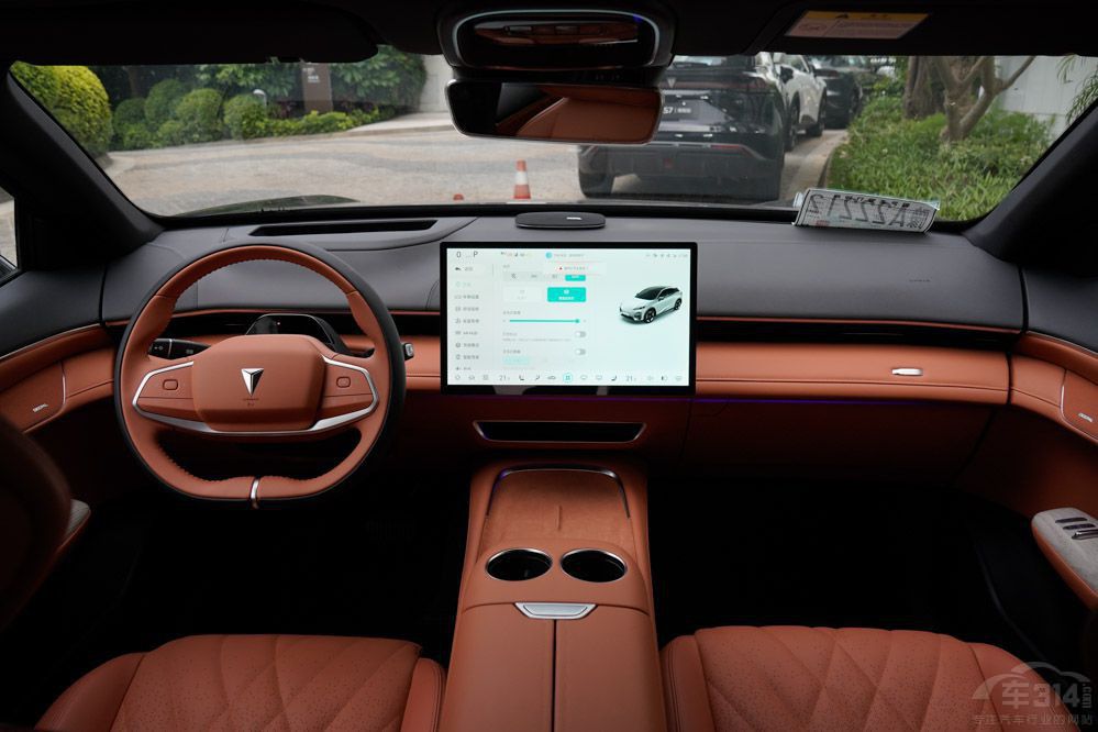 �A(y��)��20���f��������I�����a(ch��n)�����SUV��