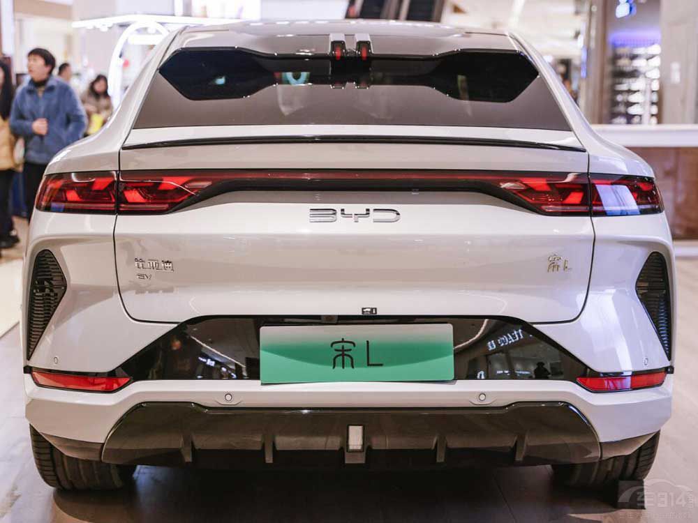 �A(y��)��20���f��������I�����a(ch��n)�����SUV��