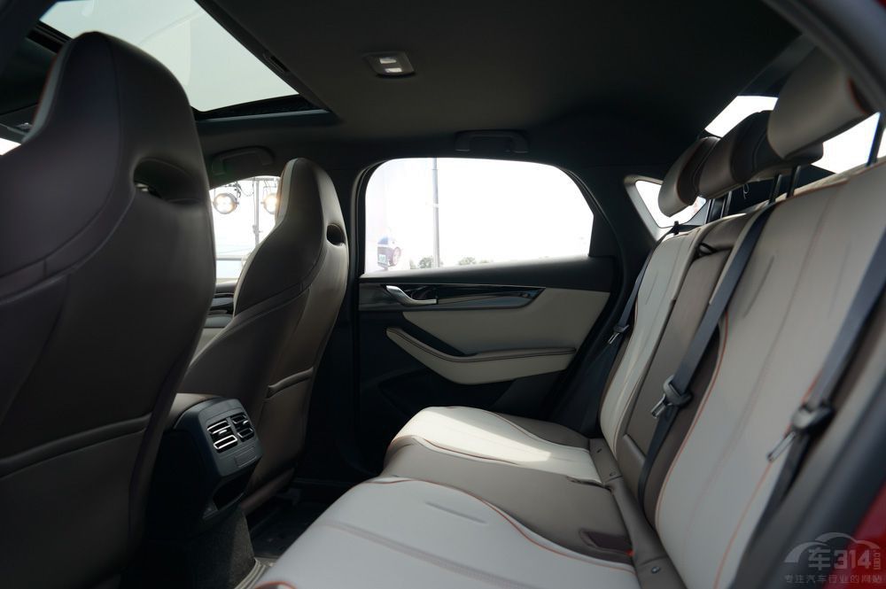 ��K��(ji��ng)̫�����@3��܇��׌���L(f��ng)���^(gu��)������