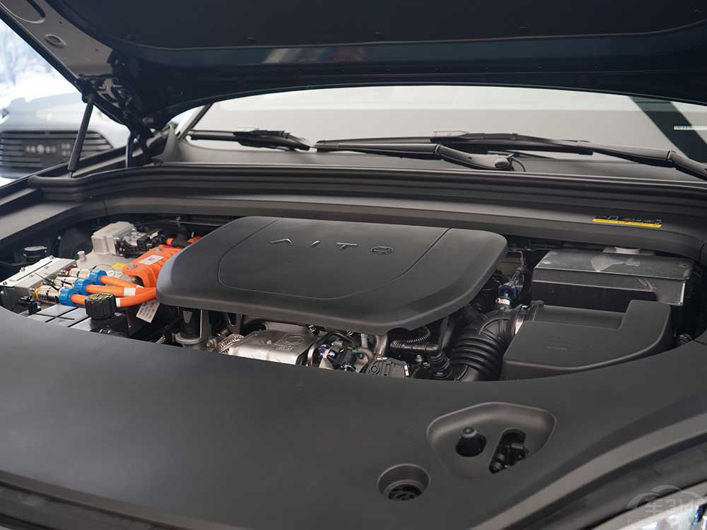 ����L9��(du��)�Ȇ���M9���l���Ǽ���SUV֮����