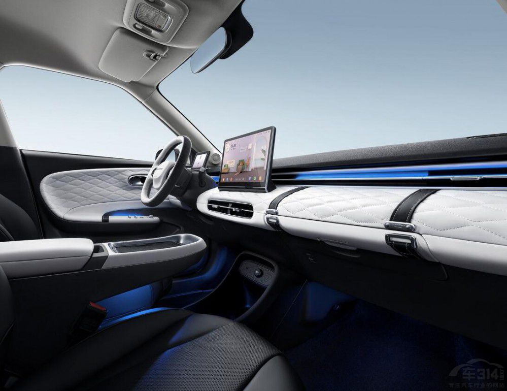 ����(c��)�����¶� С܇(ch��)���ǳ���ͨ�ڵ�����