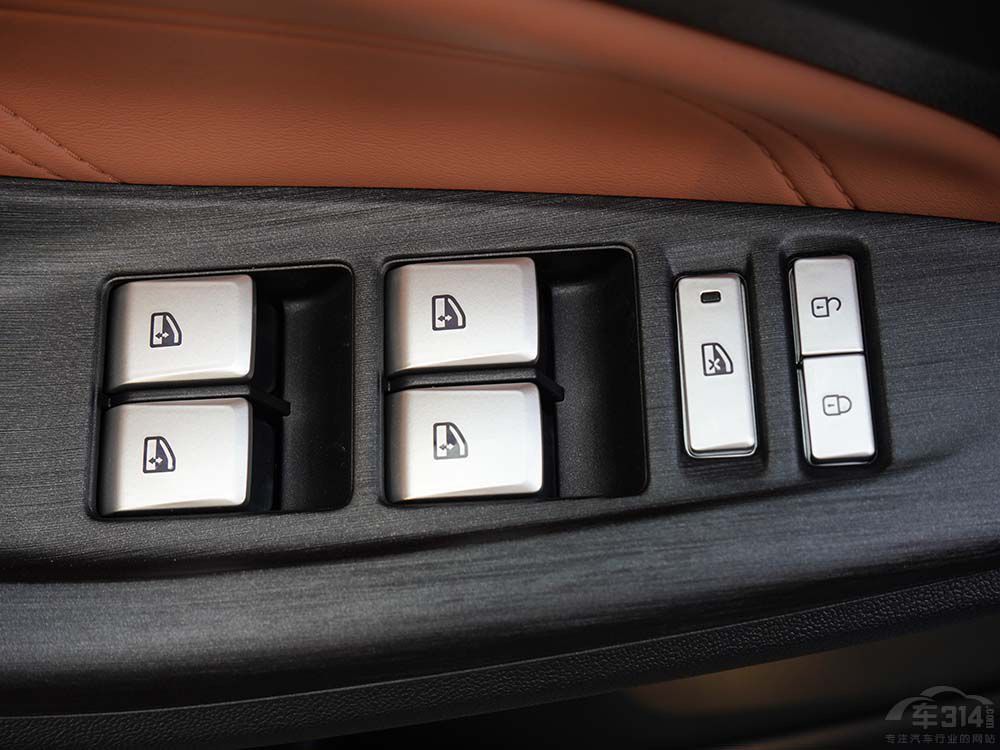 ���p�˵ĵ�һ�v����Դ܇(ch��) ��ԴQ05�ܿ��V