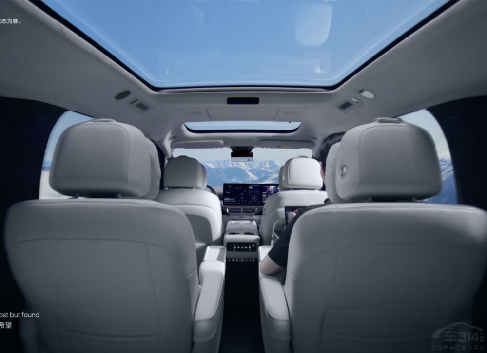 ����MEGA�I(l��ng)㕣��P(p��n)�c(di��n)3����(sh��)��MPV܇(ch��)��