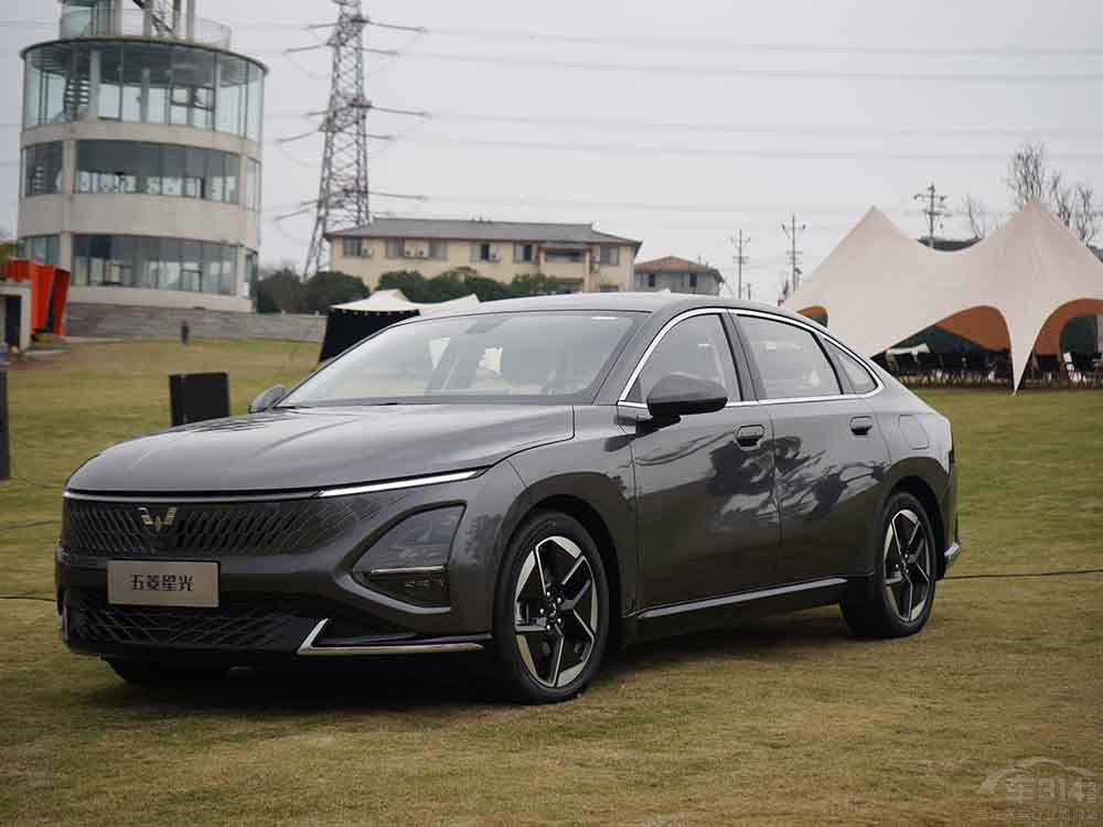 10萬元內(nèi)真香 這幾款車都是價(jià)格戰(zhàn)的黑馬 10萬元內(nèi)真香 這幾款車都是價(jià)格戰(zhàn)的黑馬