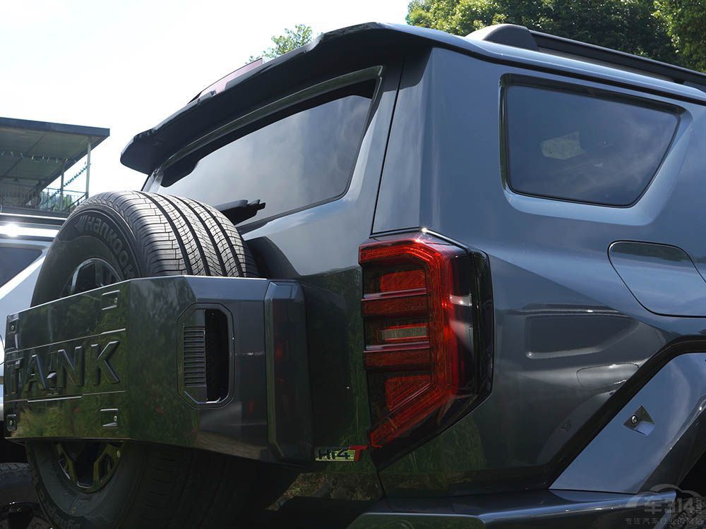 Ӳ��SUV��̹��400 Hi4-T��(du��)�ȷ��̱���5