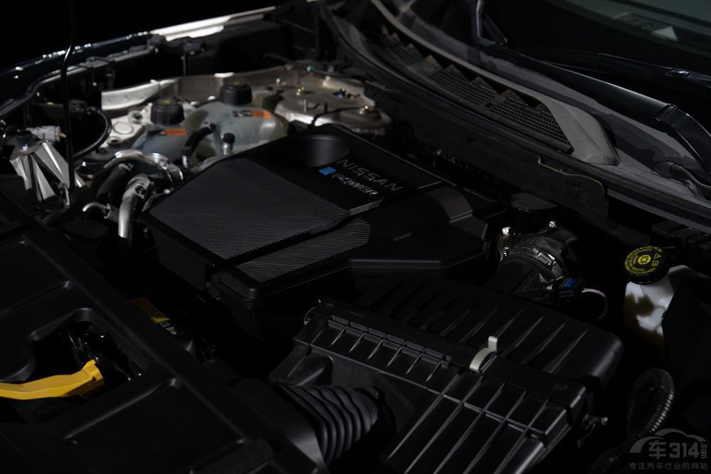 �I�ͻ�SUV �J(r��n)��(zh��n)�@3�� ��(d��ng)��ƽ� �ͺĽ�(j��ng)��(j��)