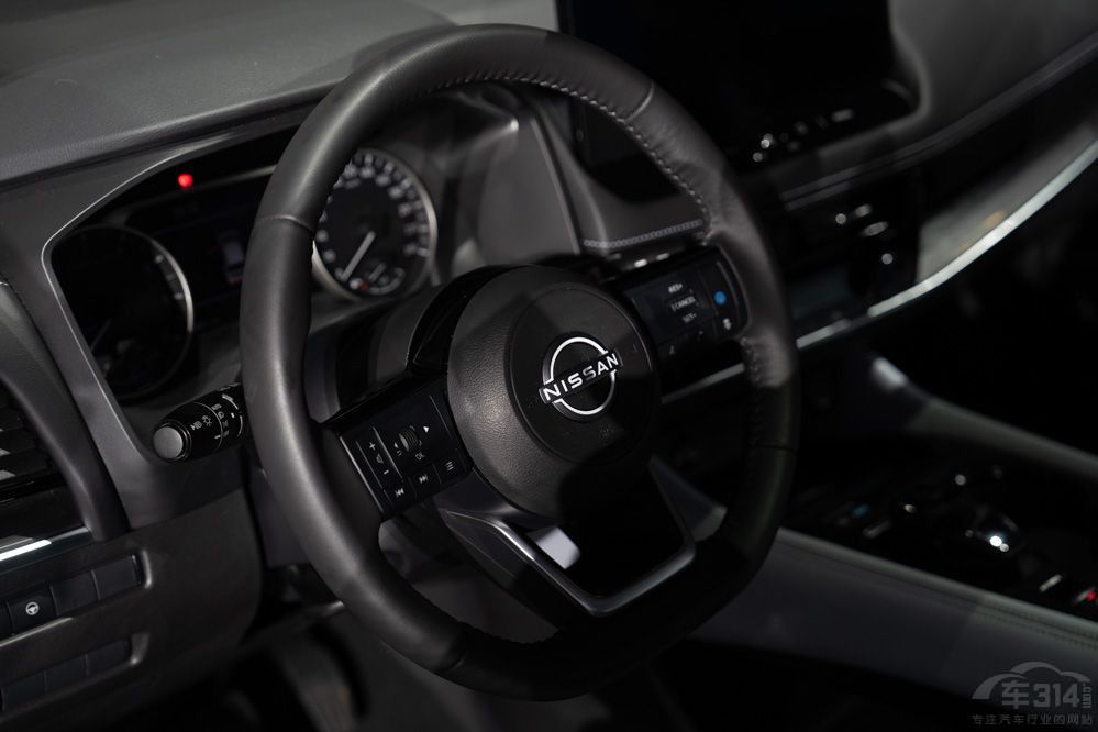 �I�ͻ�SUV �J(r��n)��(zh��n)�@3�� ��(d��ng)��ƽ� �ͺĽ�(j��ng)��(j��)