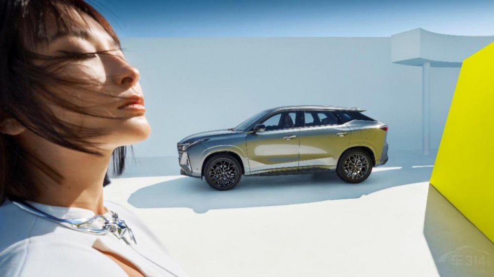 12.79萬(wàn)先享藍(lán)鯨動(dòng)力 長(zhǎng)安UNI-Z強(qiáng)勢(shì)入局 12.79萬(wàn)先享藍(lán)鯨動(dòng)力 長(zhǎng)安UNI-Z強(qiáng)勢(shì)入局