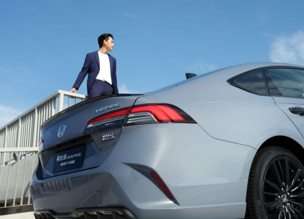 �r(sh��)���ġ�ǰ���ߡ� Ӣ���ɵġ��r(ji��)ֵ���M(f��i)�����x