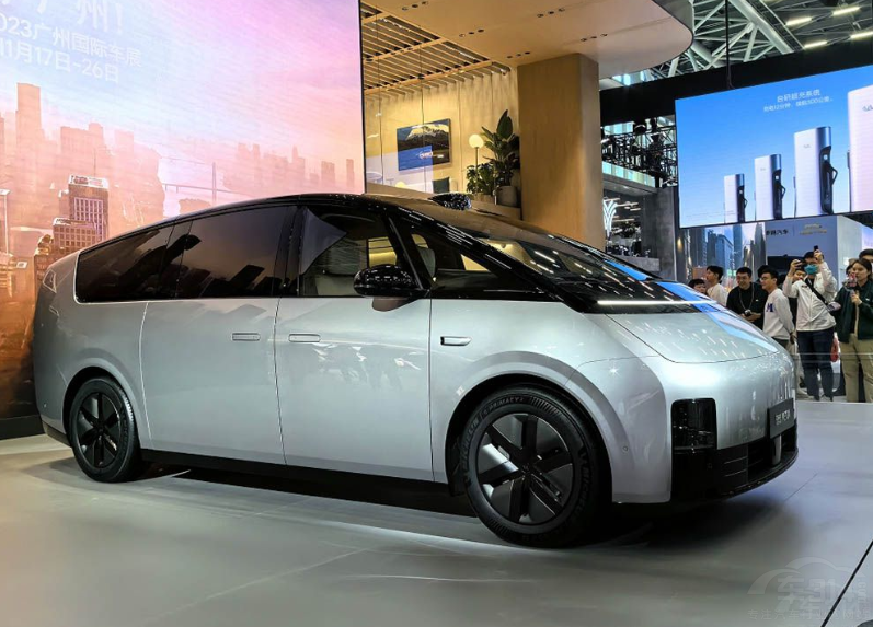 ����MEGA�I(l��ng)� ���@�׿�܇�͕����u����