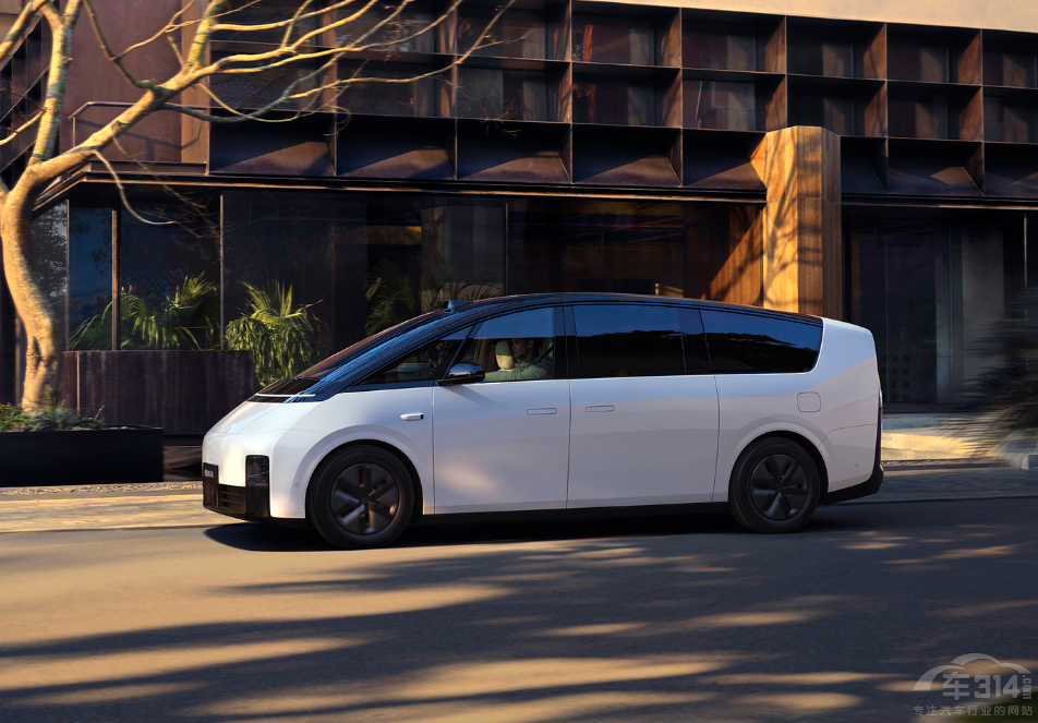 ݛՓ�p��������MEGA���ܷ������\(y��n)�D(zhu��n)�C(j��)��