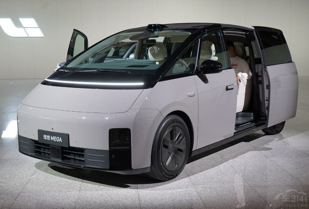 ݛՓ�p��������MEGA���ܷ������\(y��n)�D(zhu��n)�C(j��)��