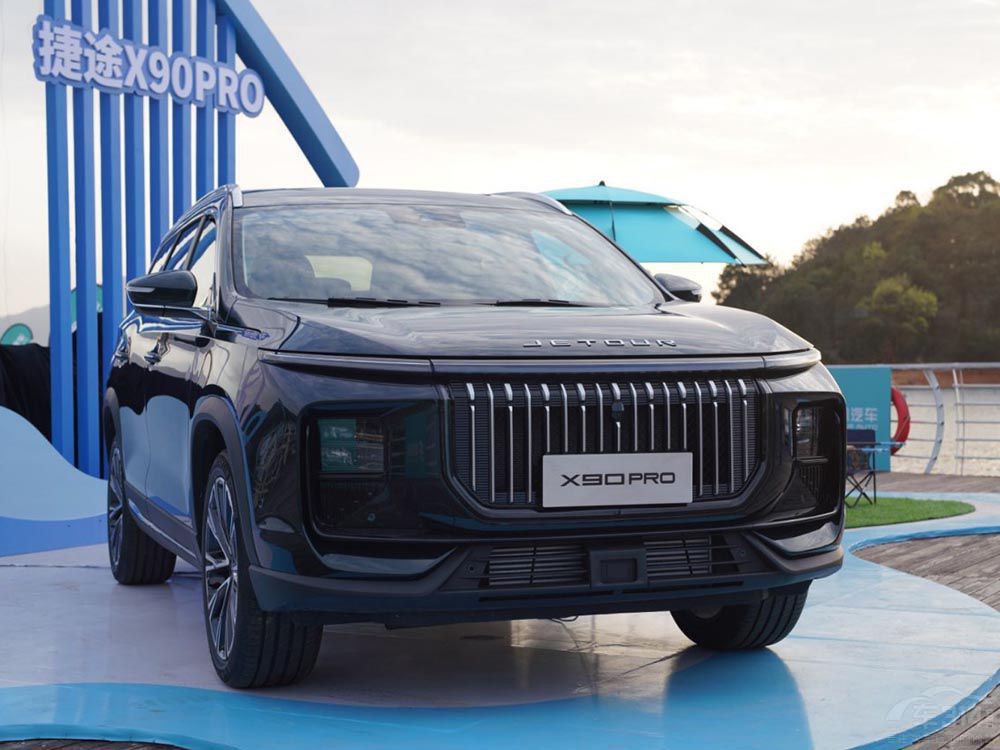 3���ߴ�SUV��(l��i)�u�����g��������(d��ng)������