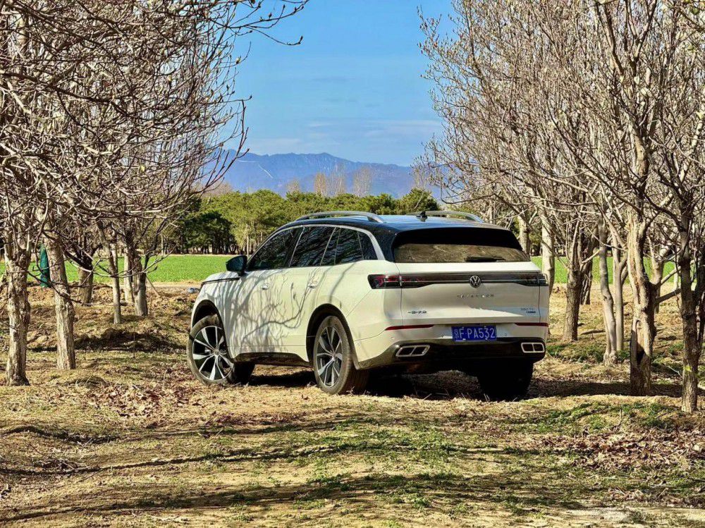  �ɳǿ�Ұ̤������ �c��Ѳ���˴�֮����