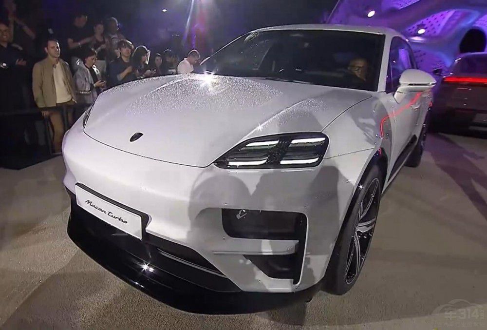 ����܇չֵ���Pע��3��܇�������I�Ă���