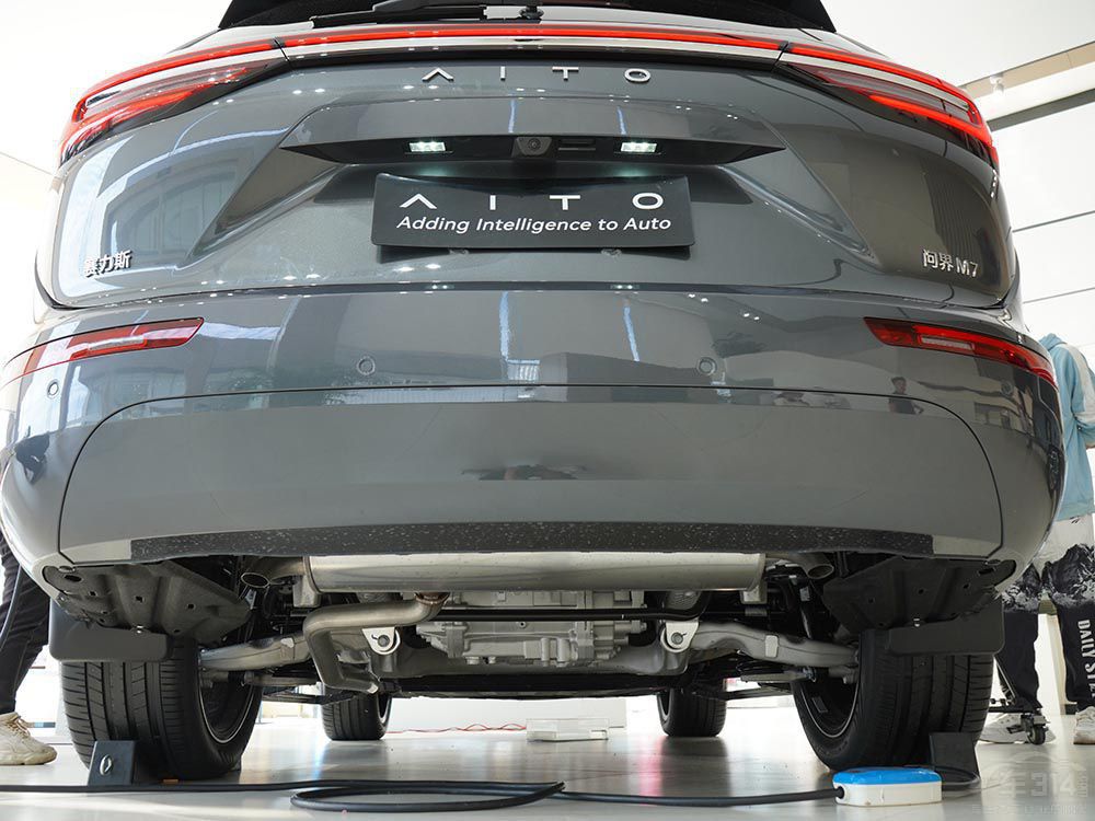 ����M7ӭ����������L6�ܷ�{����������