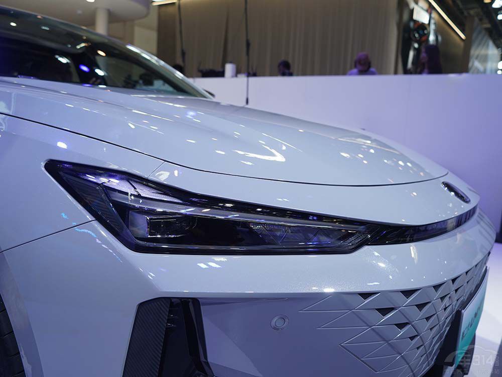 ܇�����M(j��n)������B���Q�ڡ�܇��ֵ��һ��