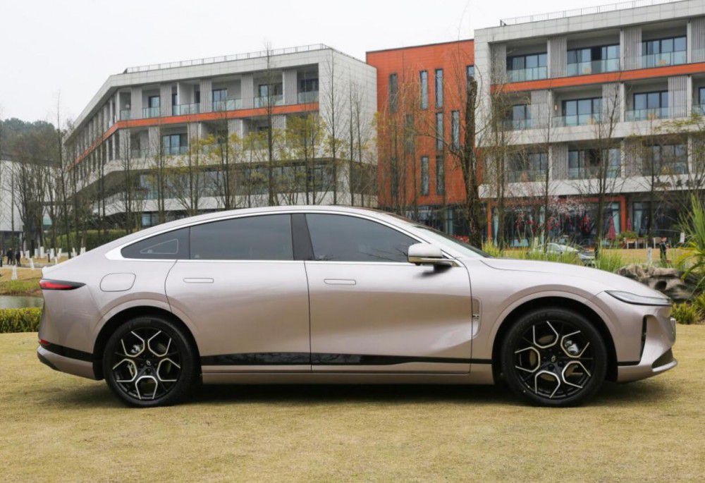 ���A���Ƶġ������ҡ�������Դ܇�͸¸�����