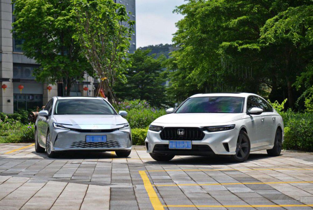 �|�L(f��ng)Ӣ����PK�V���S��P��������(y��u)�����գ�