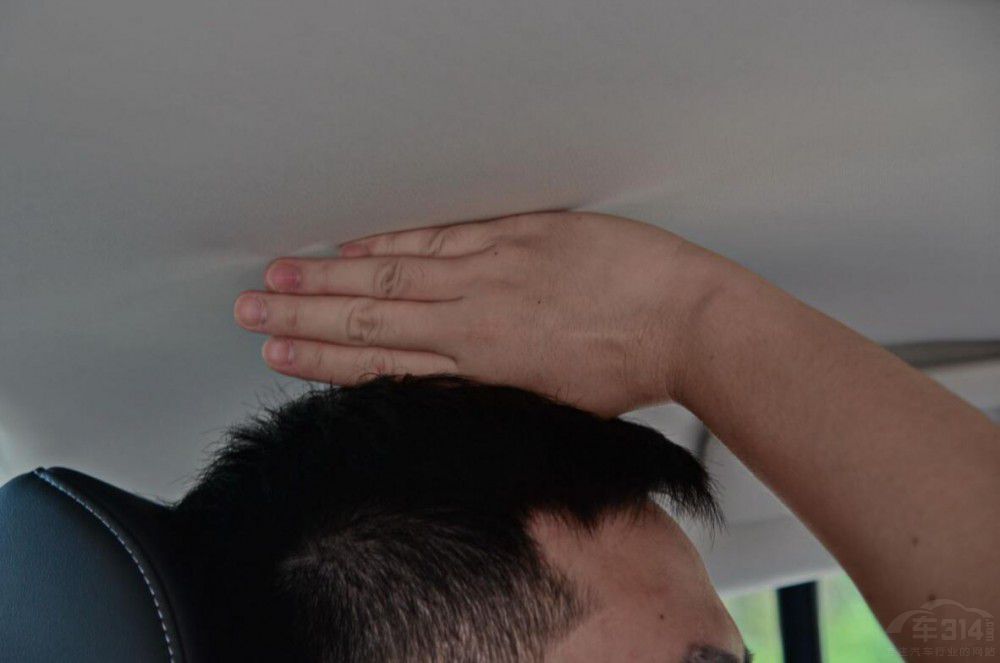 �|�L(f��ng)Ӣ����PK�V���S��P��������(y��u)�����գ�