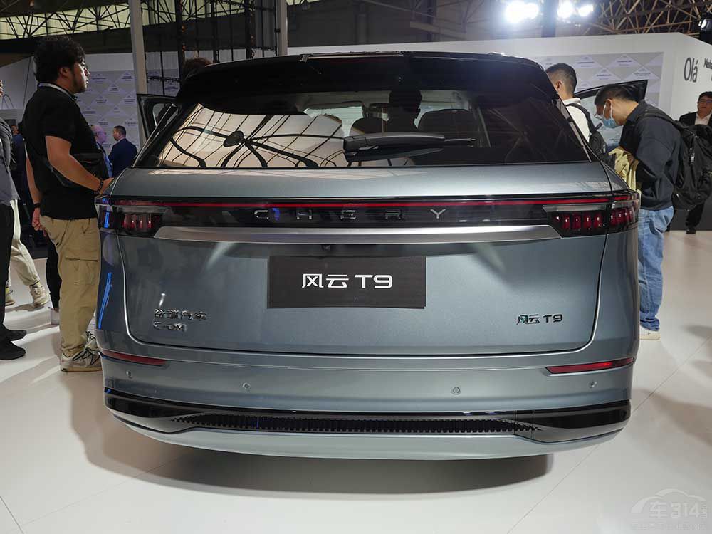 �P(p��n)�c(di��n)���ڸߟ�ȵ�SUV܇��