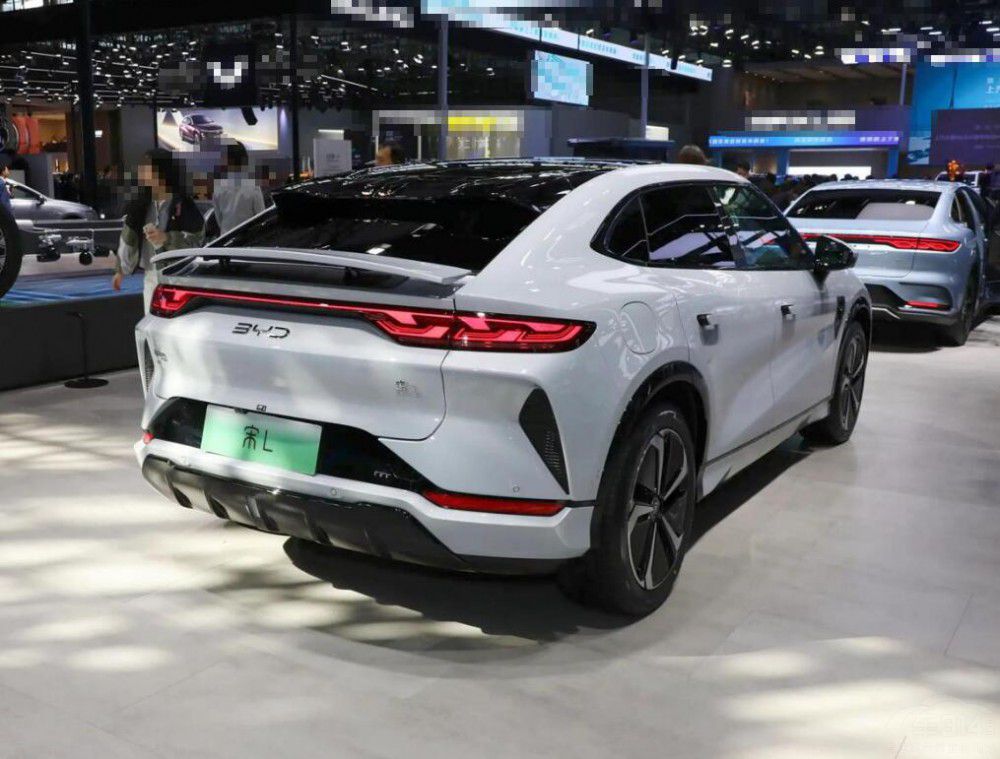 �e�˶��I��ɶ܇��20�fԪ�A���Ҫ������