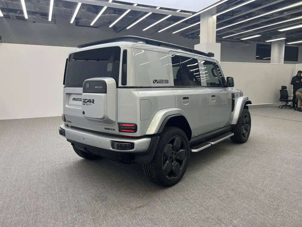 �°���߀����ЩӲ��SUV����߃r(ji��)������f(w��n)