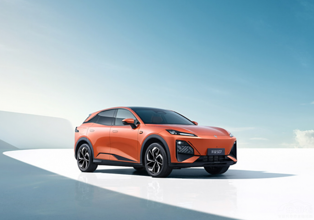 15�fԪ��SUV���ƴ�����{S07 ������߸L