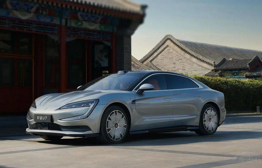 �°�����ֵ���ڴ����I܇��������I�Ă���