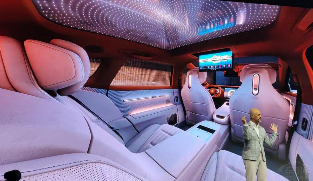 ���ڡ���������������܇���F�������F����