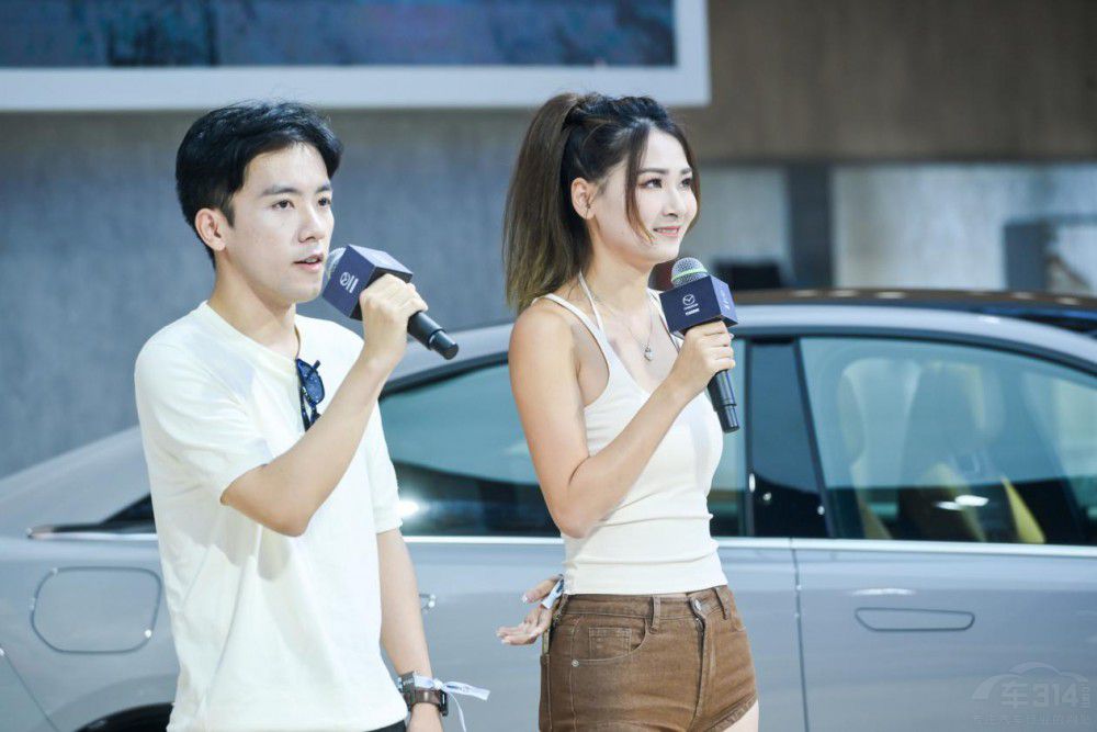 MAZDA EZ-6�I�����2024�ɶ����H܇չ