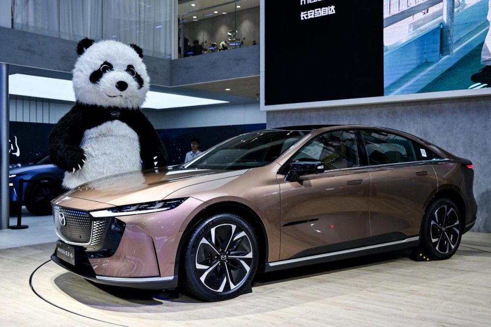 MAZDA EZ-6�I�����2024�ɶ����H܇չ