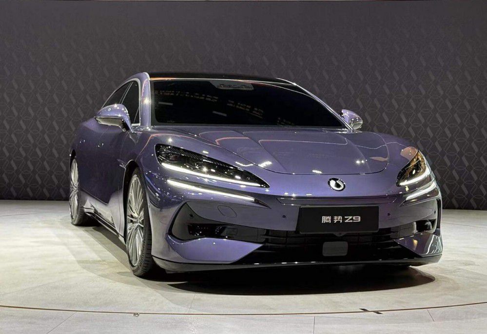 成都車(chē)展最霸氣的3款新車(chē)都挺貴狂人必備 成都車(chē)展最霸氣的3款新車(chē)都挺貴狂人必備