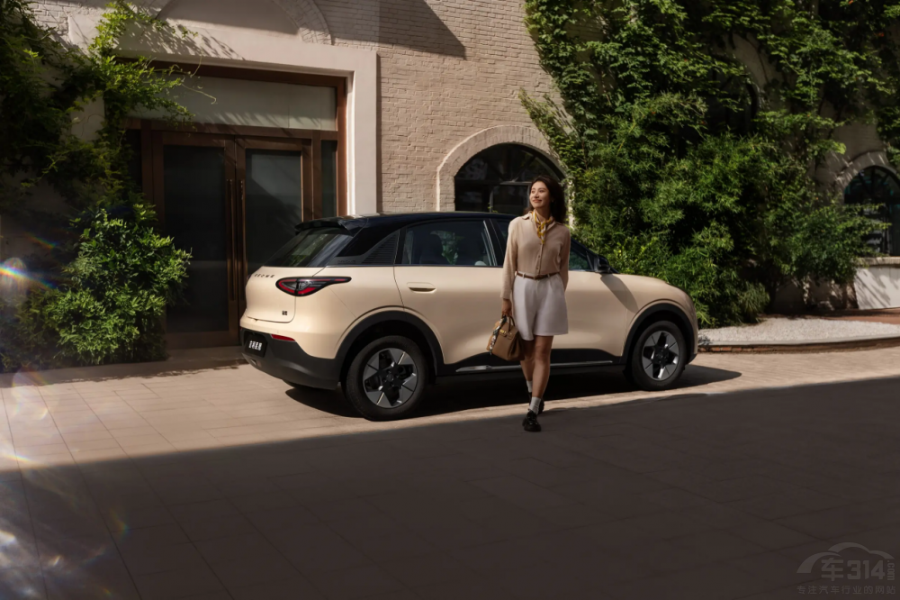 �@�׿���ý�(j��ng)��(j��)С܇���Qͬ��(j��)�ԃr(ji��)��֮����