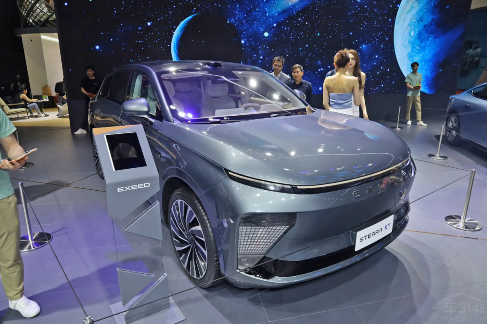 �ۃr����20�f���д���SUV �I������ٍ����