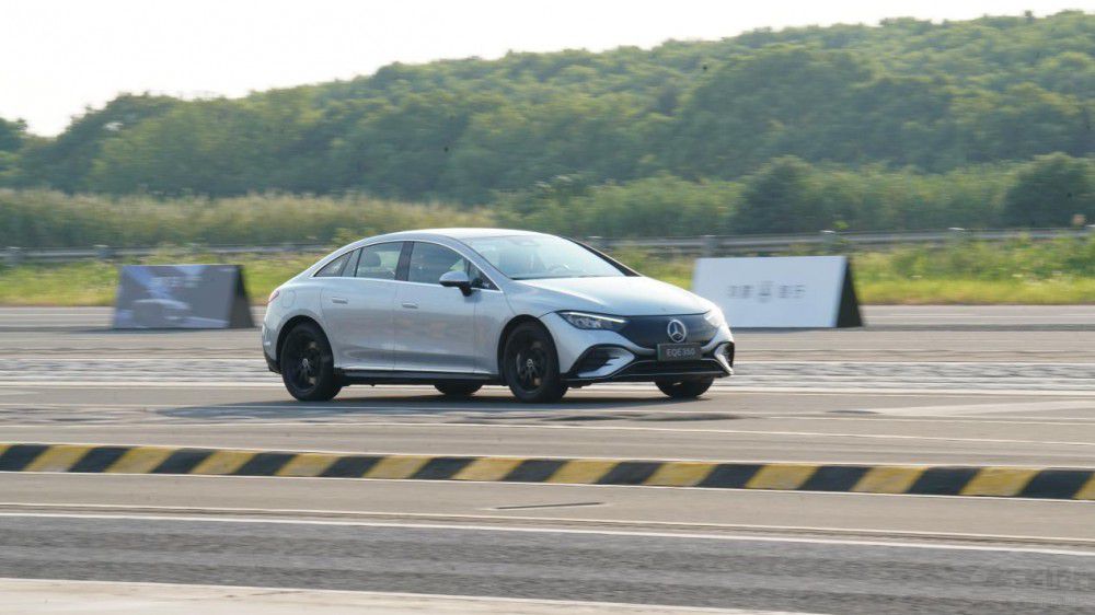 ���y����S9�ױP�����A�I܇�ĵױPʲô�ӣ�