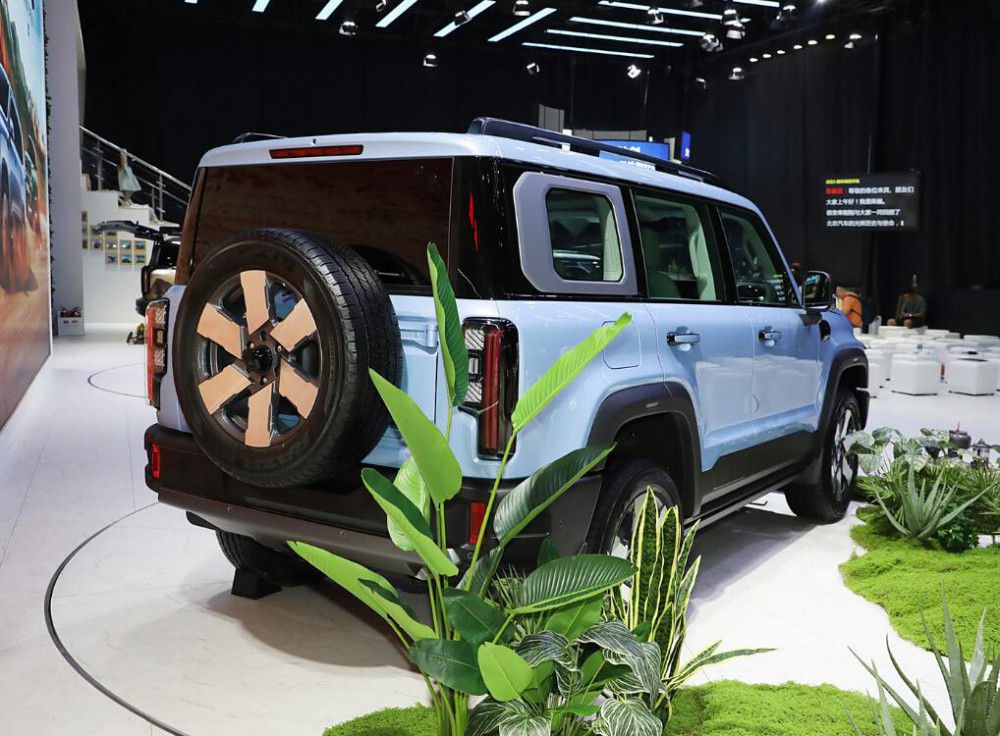 10�·�����Щ�����e�^����܇ 30�f��ס