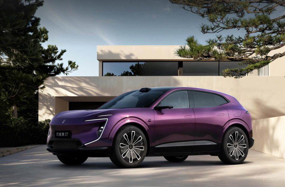 ���ɚ����@������ֵ��SUV��Ů����_��