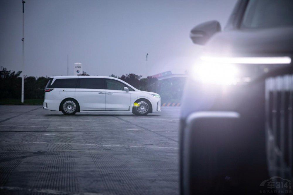 �M��m(x��)��ͻ��1400���� ���D��(m��ng)�����Ӳ��