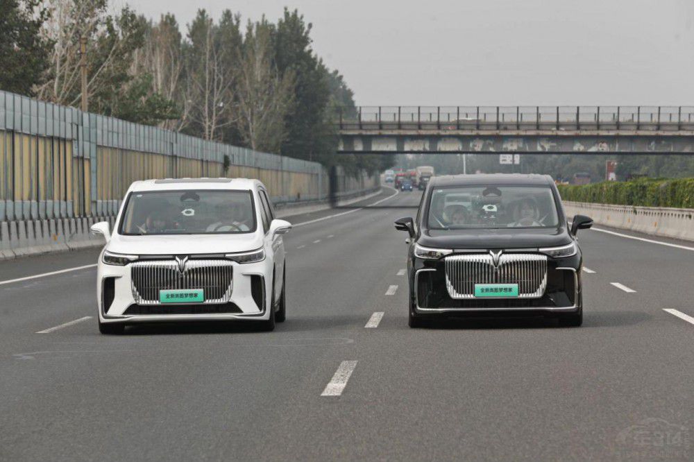 �M��m(x��)��ͻ��1400���� ���D��(m��ng)�����Ӳ��