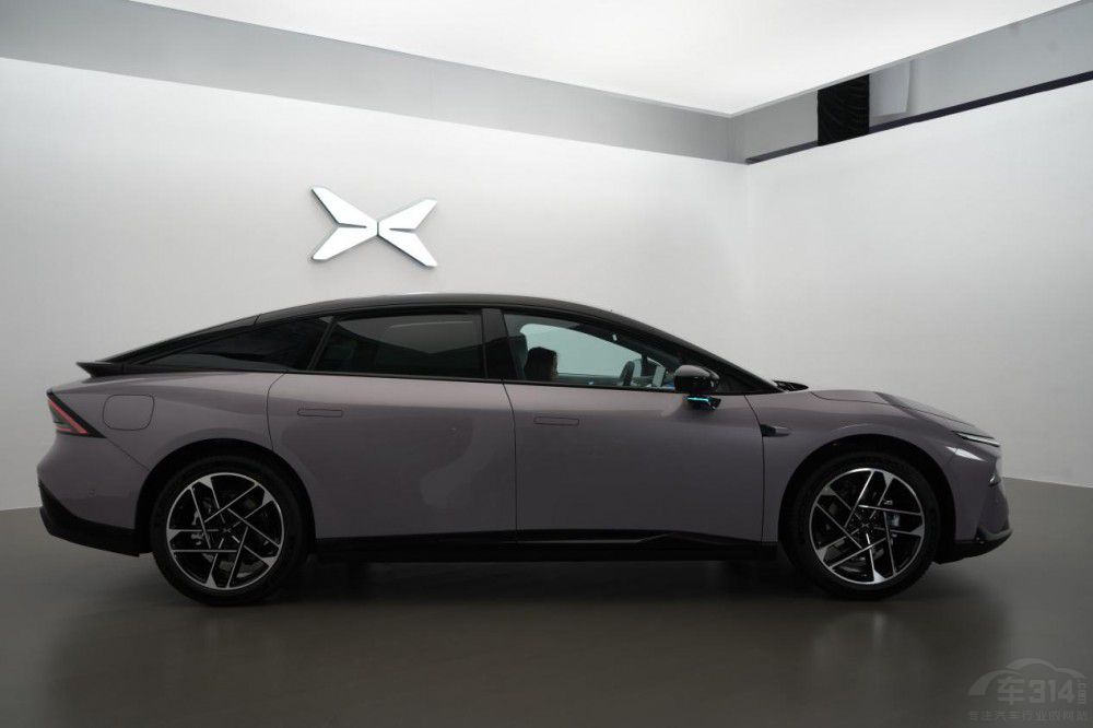 С�iP7+����С��SU7�����v܇��ֵ������