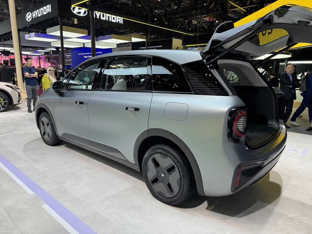 MPV��SUV�䌍���m�ϼ������؄e���@3��