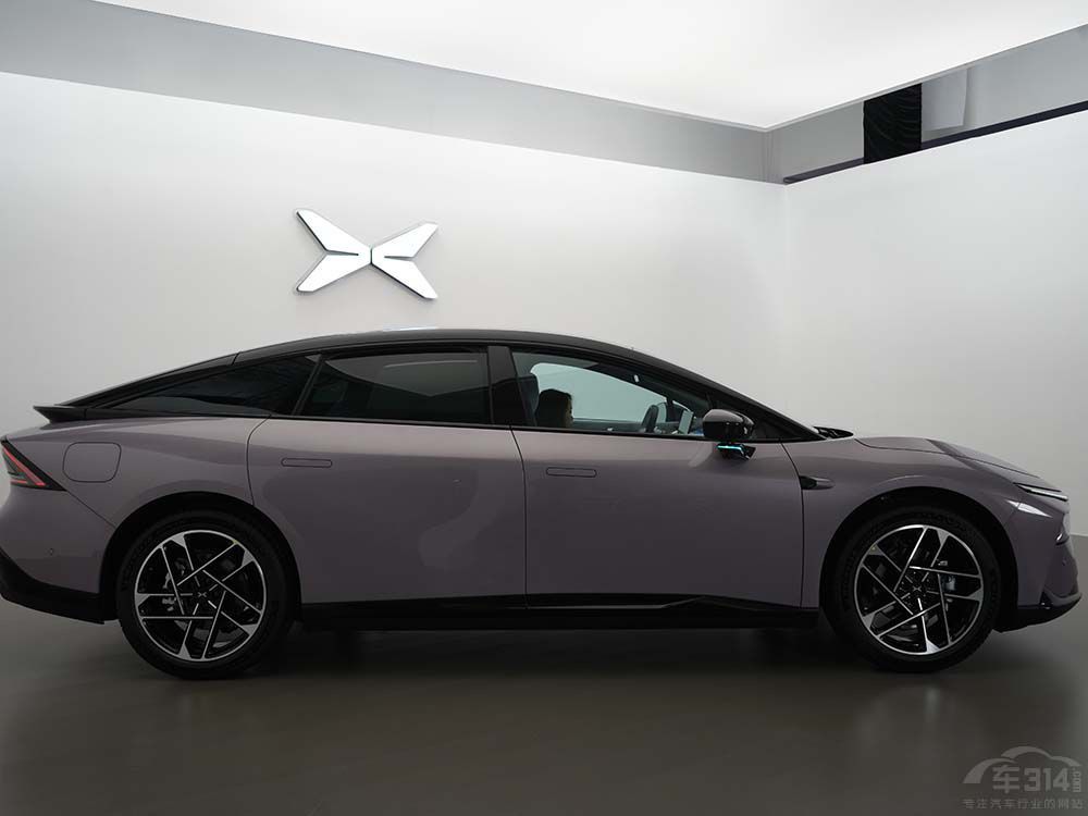 11���I܇�P�c(di��n)���W��A3��ƽӹ��С��÷����