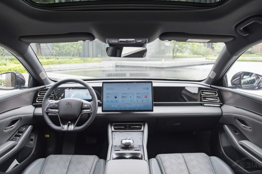 ��؛֮�⾹���@��܇���ȁ�������ĳ��ͣ�