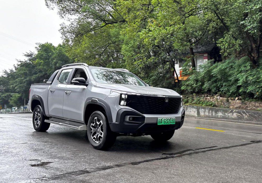 ��������ʽƤ������������Ј��Ĵ�څ�ݣ�