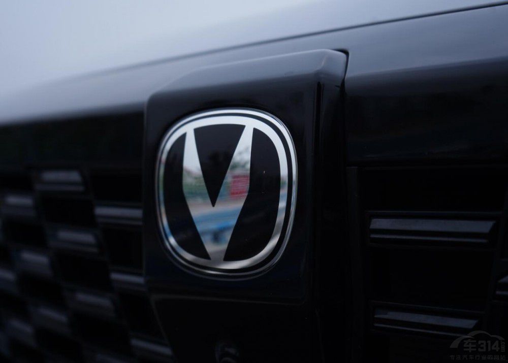 ��������ʽƤ������������Ј��Ĵ�څ����