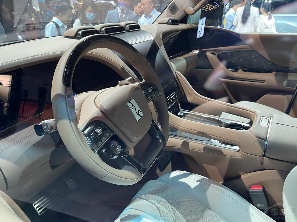 ��ȸߟ�Ⱥ�܇�P�c(di��n)������M9��Ȼ��������