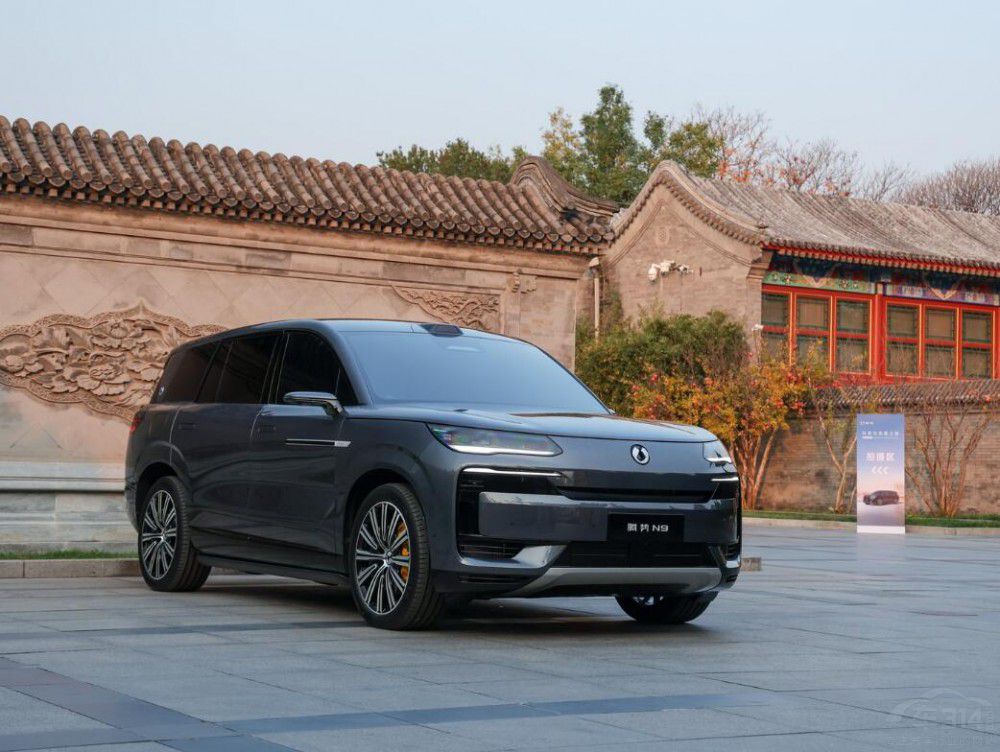 �����I�ˡ����{��2025��߀��ɶ���ASUV��